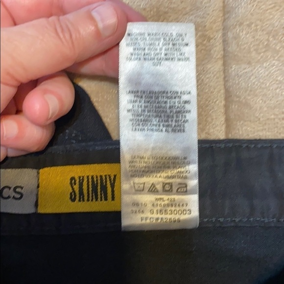 Levi’s Signature Authentic Skinny Black Je… - Picture 7 of 7